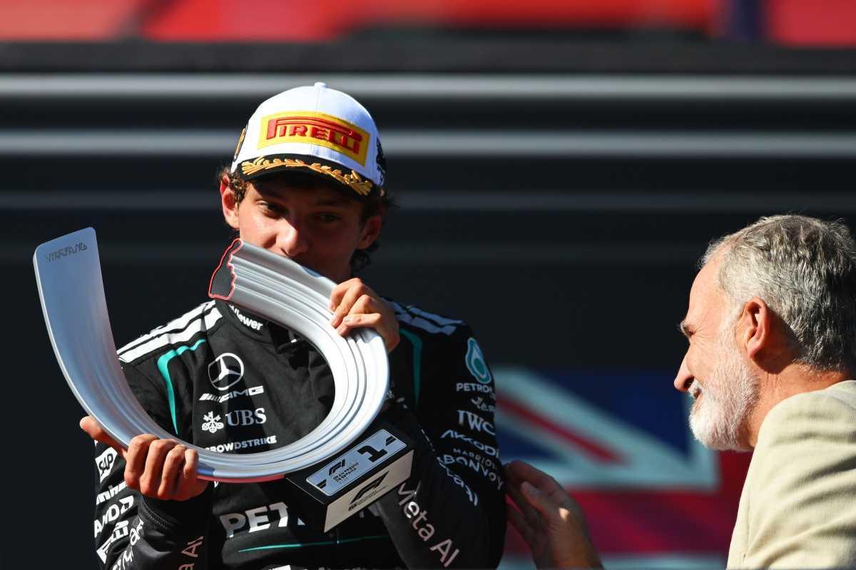 LA ESTRATEGIA A UNA PARADA RECOMPENSA A KIMI ANTONELLI EN EL DEBUT DEL MADRING LA ESTRATEGIA A UNA PARADA RECOMPENSA A KIMI ANTONELLI EN EL DEBUT DEL MADRING