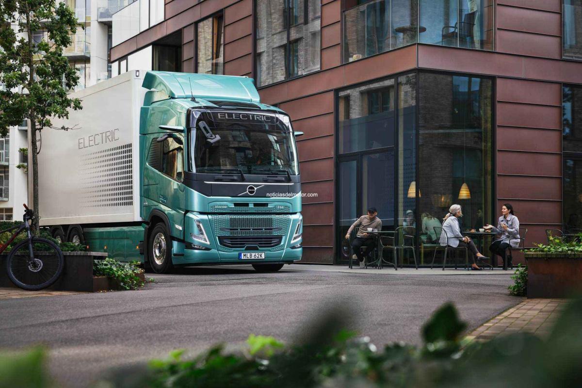 VOLVO INICIA LA PRODUCCIÓN EN SERIE DE SUS CAMIONES ELÉCTRICOS CON HASTA 700 KM DE AUTONOMÍA VOLVO INICIA LA PRODUCCIÓN EN SERIE DE SUS CAMIONES ELÉCTRICOS CON HASTA 700 KM DE AUTONOMÍA