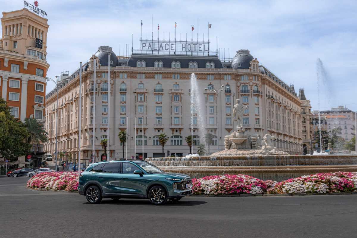 LEPAS L8 SÚPER HÍBRIDO: EL MODELO QUE INAUGURA LA PRESENCIA DE LEPAS EN ESPAÑA