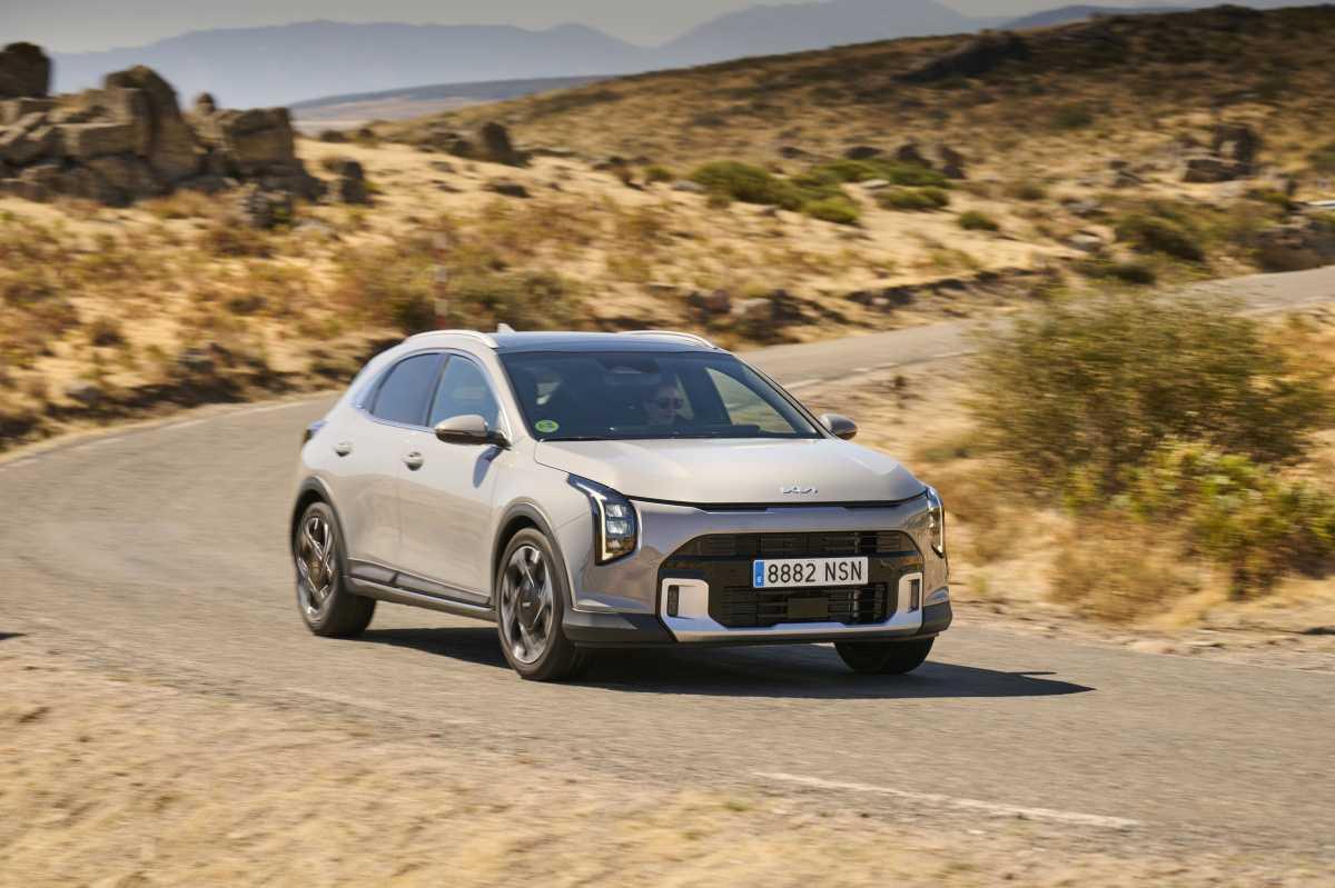 EL NUEVO KIA XCEED COMBINA TECNOLOGÍA INTELIGENTE Y PRACTICIDAD COTIDIANA EN UN CROSSOVER VANGUARDISTA