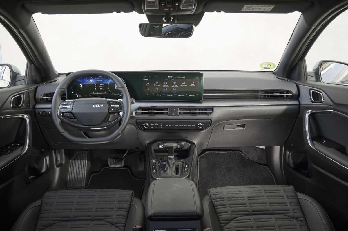 EL NUEVO KIA XCEED COMBINA TECNOLOGÍA INTELIGENTE Y PRACTICIDAD COTIDIANA EN UN CROSSOVER VANGUARDISTA