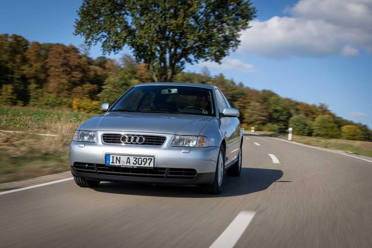 30 AÑOS DEL AUDI A3: TRES DÉCADAS DE “A LA VANGUARDIA DE LA TÉCNICA” EN EL SEGMENTO DE LOS COMPACTOS PREMIUM 30 AÑOS DEL AUDI A3: TRES DÉCADAS DE “A LA VANGUARDIA DE LA TÉCNICA” EN EL SEGMENTO DE LOS COMPACTOS PREMIUM