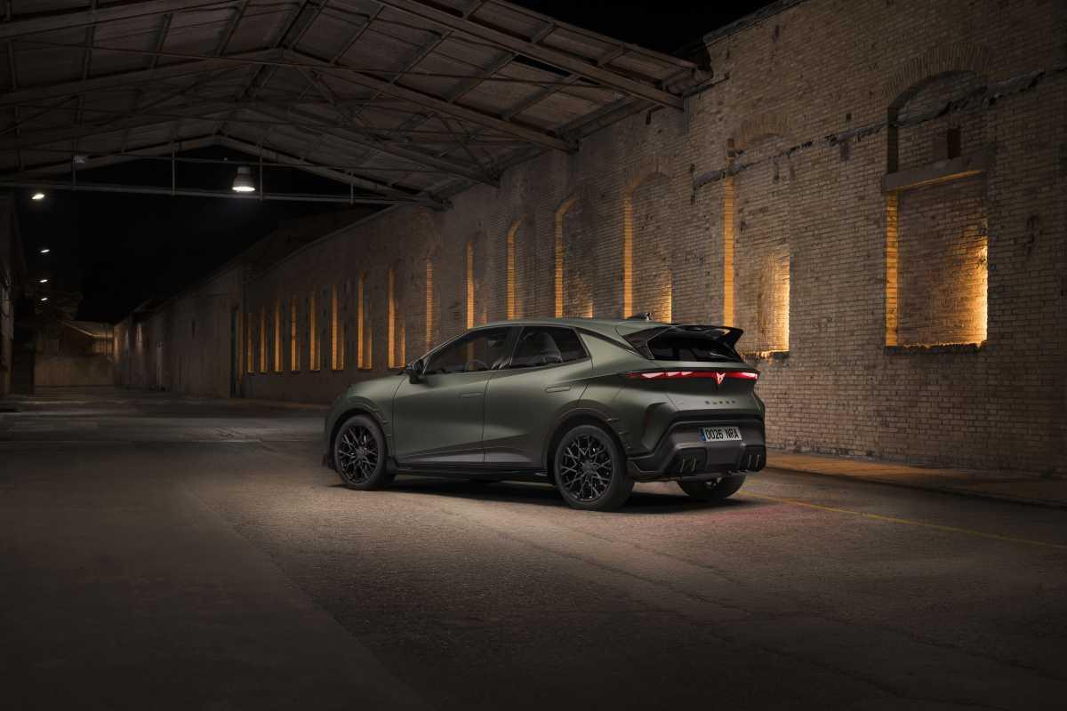 CUPRA DEBUTA EN EL PARIS MOTOR SHOW CON LA PRESENTACIÓN DEL RAVAL CUSTOM CUPRA BY ABT Y EL EQUIPO CUPRA KIRO DE FÓRMULA E CUPRA DEBUTA EN EL PARIS MOTOR SHOW CON LA PRESENTACIÓN DEL RAVAL CUSTOM CUPRA BY ABT Y EL EQUIPO CUPRA KIRO DE FÓRMULA E