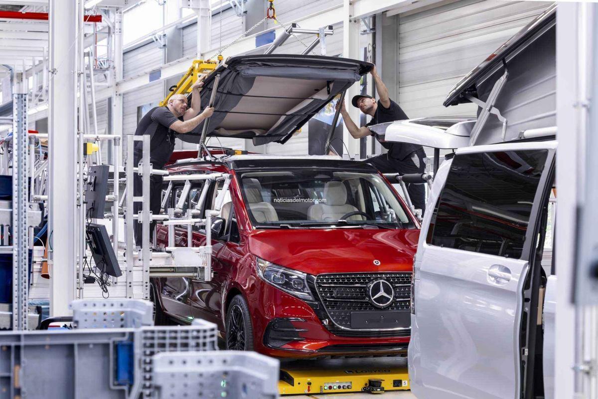 MERCEDES-BENZ DE PRINCIPIO A FIN: COMIENZA LA PRODUCCIÓN DE LA NUEVA MARCO POLO EN LA PLANTA DE LUDWIGSFELDE MERCEDES-BENZ DE PRINCIPIO A FIN: COMIENZA LA PRODUCCIÓN DE LA NUEVA MARCO POLO EN LA PLANTA DE LUDWIGSFELDE