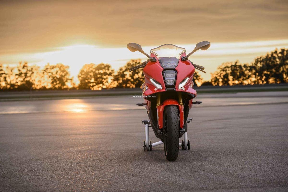 BMW MOTORRAD PRESENTA LA NUEVA BMW F 450 RR