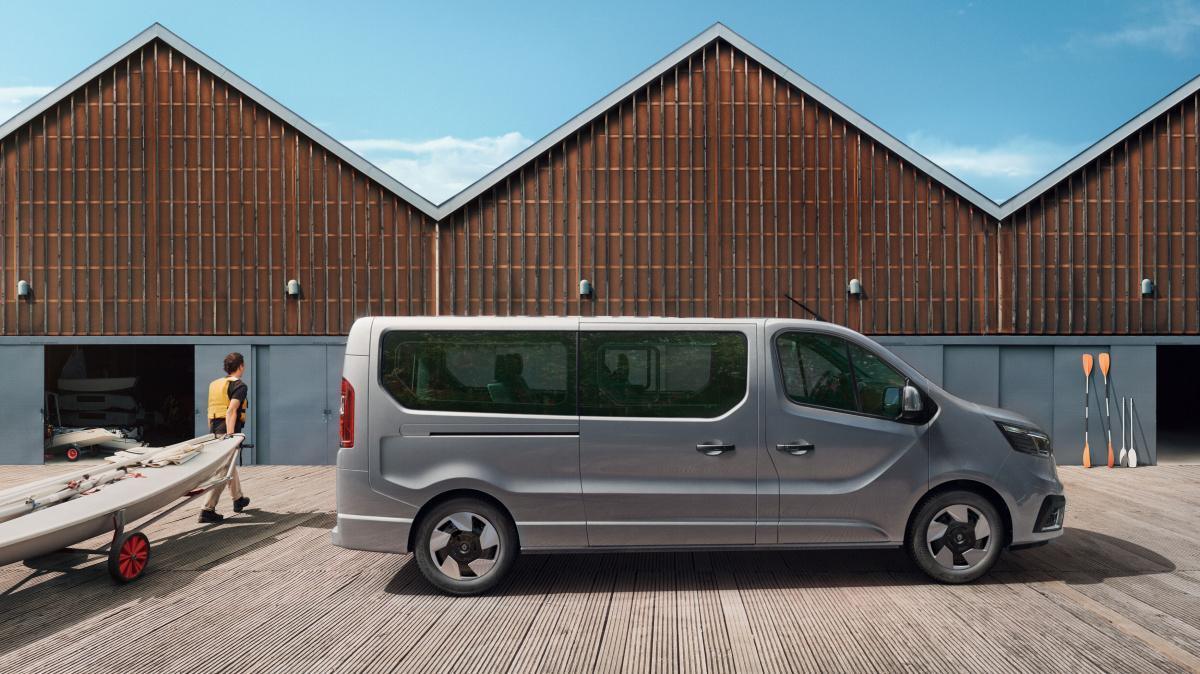 UN RENOVADO RENAULT TRAFIC REDEFINE LOS ESTÁNDARES DE CONFORT, SEGURIDAD Y CONECTIVIDAD PARA LOS PROFESIONALES