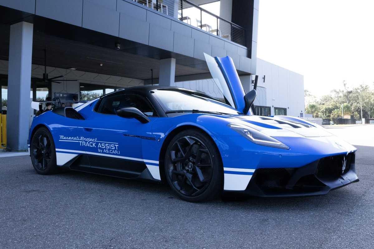 MASERATI CORSE PRESENTA EL MASERATI PROJECT TRACK ASSIST BY AS.CAR.I EN EL MOTORSPORTS CLUB OF CLUBS 2026 EN TAMPA, FLORIDA MASERATI CORSE PRESENTA EL MASERATI PROJECT TRACK ASSIST BY AS.CAR.I EN EL MOTORSPORTS CLUB OF CLUBS 2026 EN TAMPA, FLORIDA