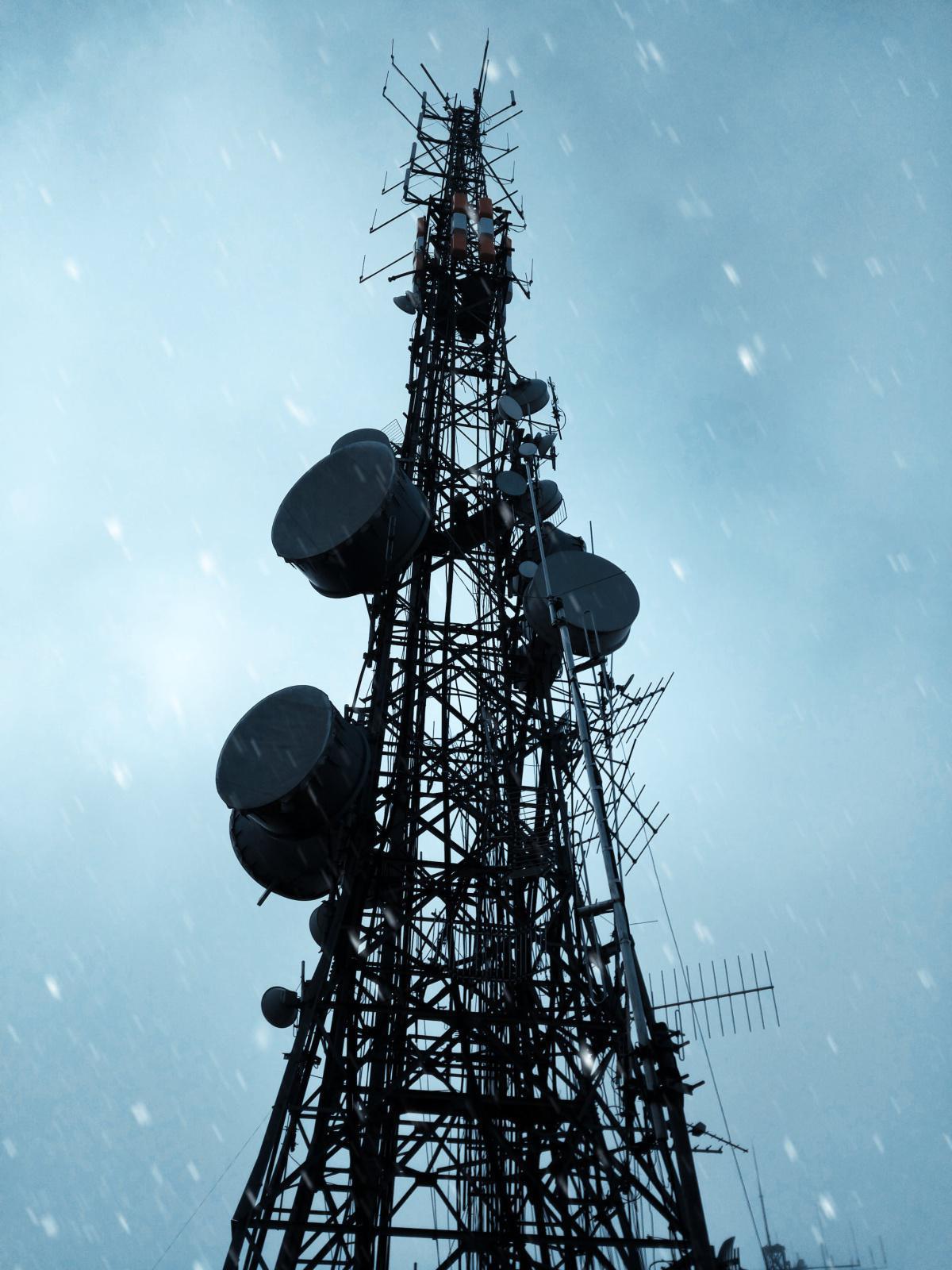 Déploiement de plus de 3 000 antennes satellites de base rurale en Afrique