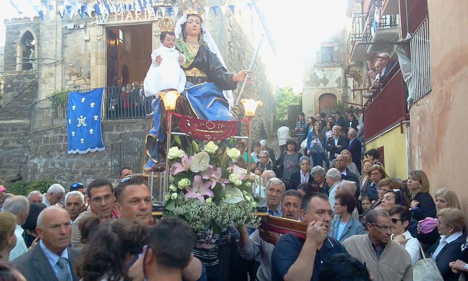 Festa di Maria Ausiliatrice Festa di Maria Ausiliatrice