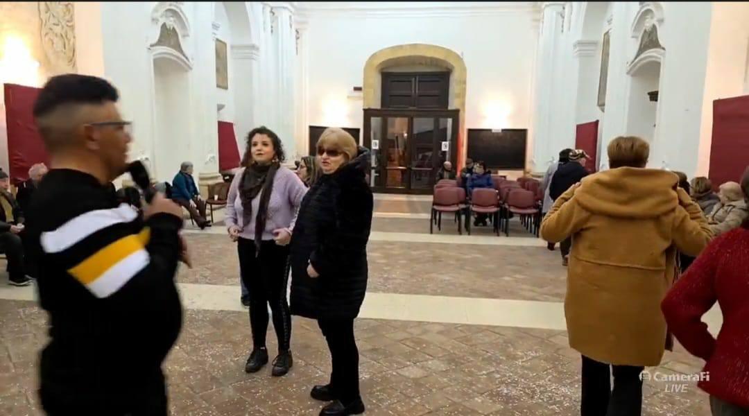In Maschera con i Nonni a cura Associazione Pro Loco Arci Giovani e Servizi Sociali