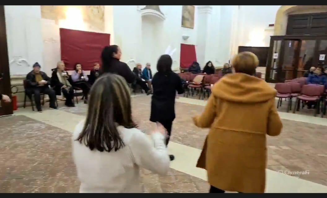 In Maschera con i Nonni a cura Associazione Pro Loco Arci Giovani e Servizi Sociali