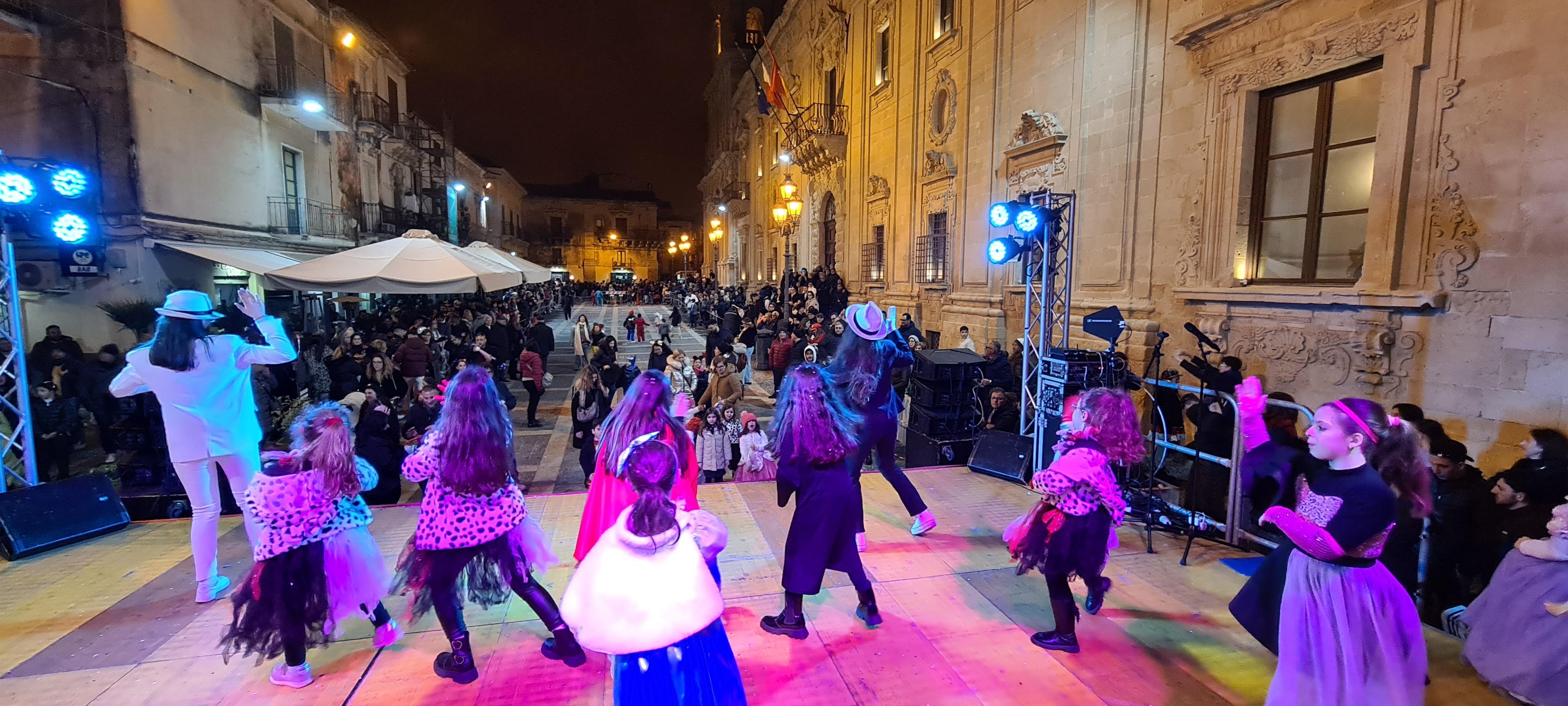 Aspettando i Gruppi in Maschera a cura di Alfia Biondi