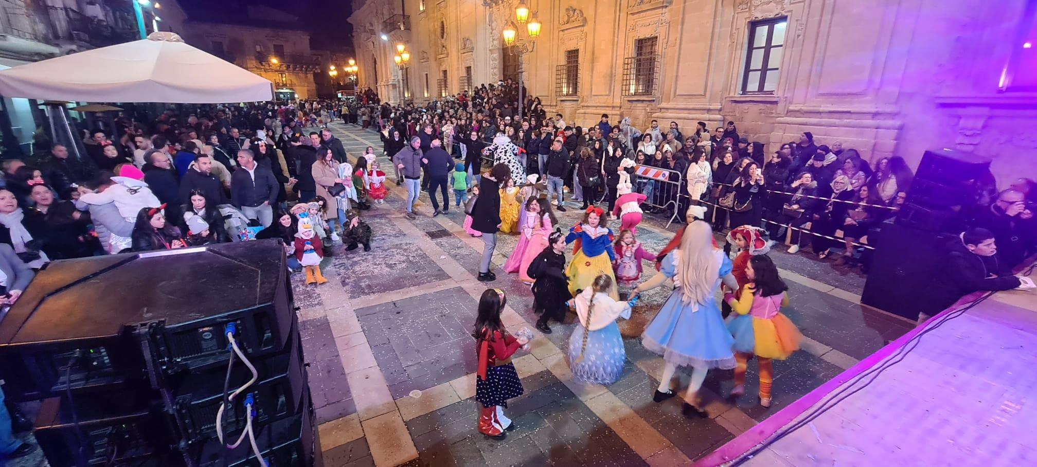 Aspettando i Gruppi in Maschera a cura di Alfia Biondi