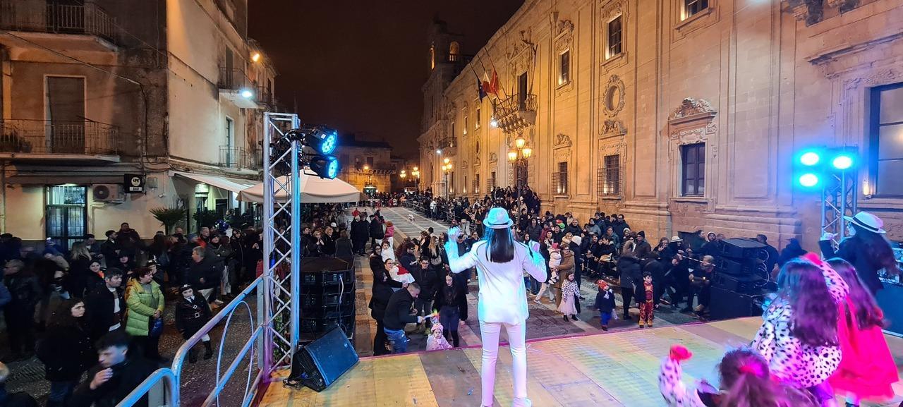 Aspettando i Gruppi in Maschera a cura di Alfia Biondi