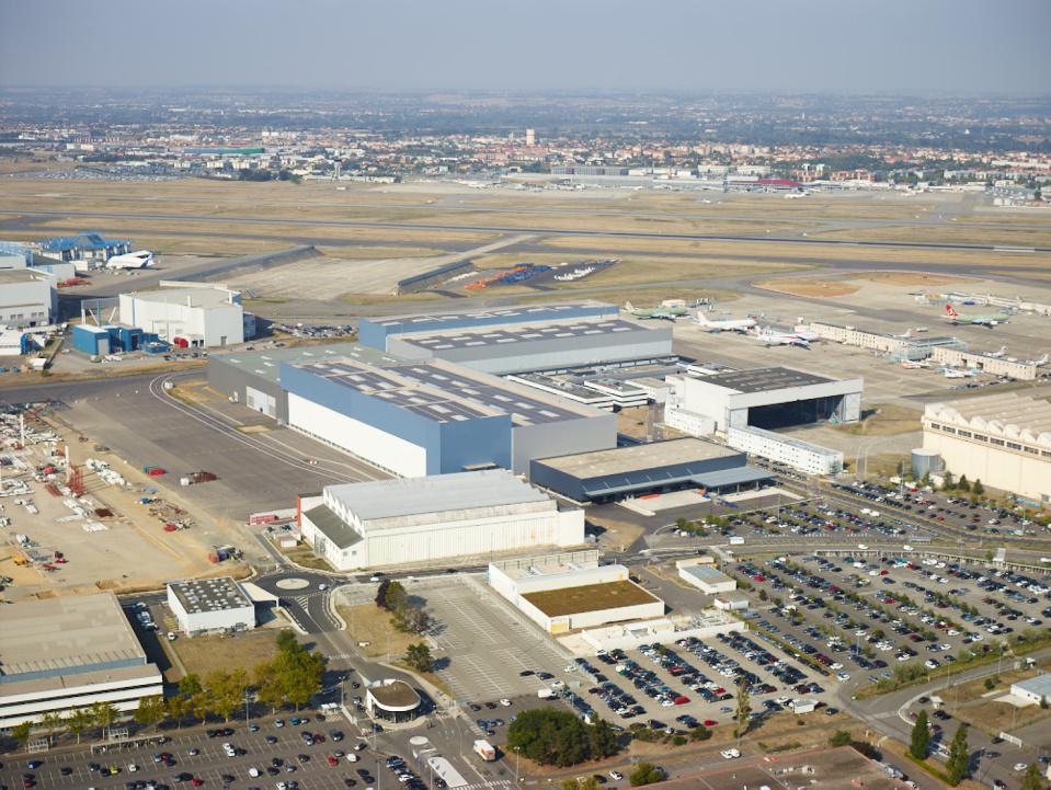 Bâtiments industriels et aéronautiques Bâtiments industriels et aéronautiques