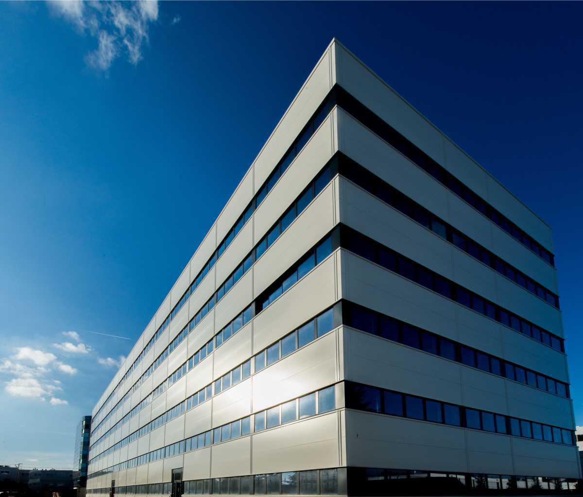 Bâtiments industriels et aéronautiques Bâtiments industriels et aéronautiques