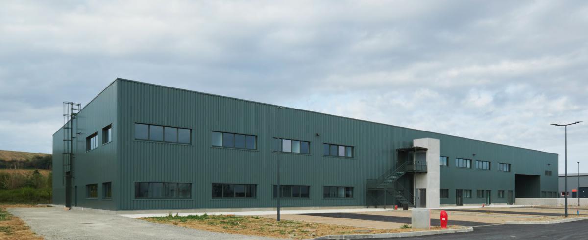 Bâtiments industriels et aéronautiques Bâtiments industriels et aéronautiques