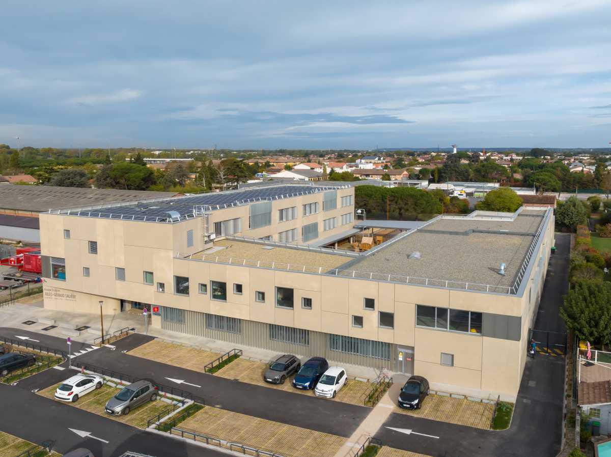 Equipements scolaires et universitaires Equipements scolaires et universitaires