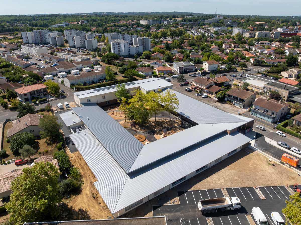 Equipements scolaires et universitaires Equipements scolaires et universitaires