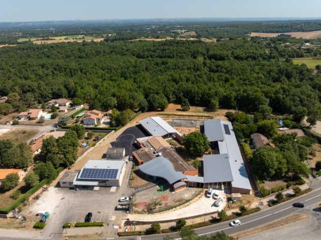 Equipements scolaires et universitaires Equipements scolaires et universitaires