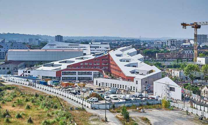 Equipements scolaires et universitaires Equipements scolaires et universitaires