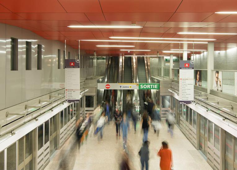 Equipements sportifs, culturels et publics Equipements sportifs, culturels et publics