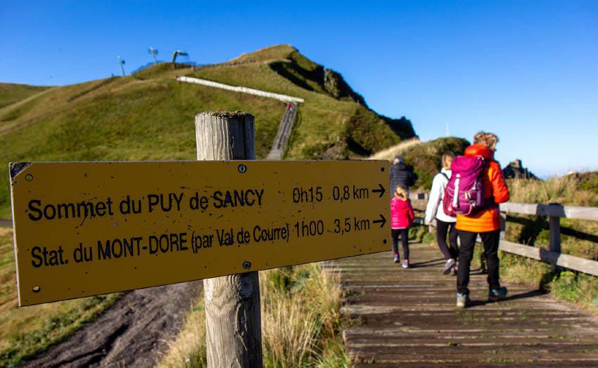 En randonnée_au Puy de Sancy - OT_Sancy