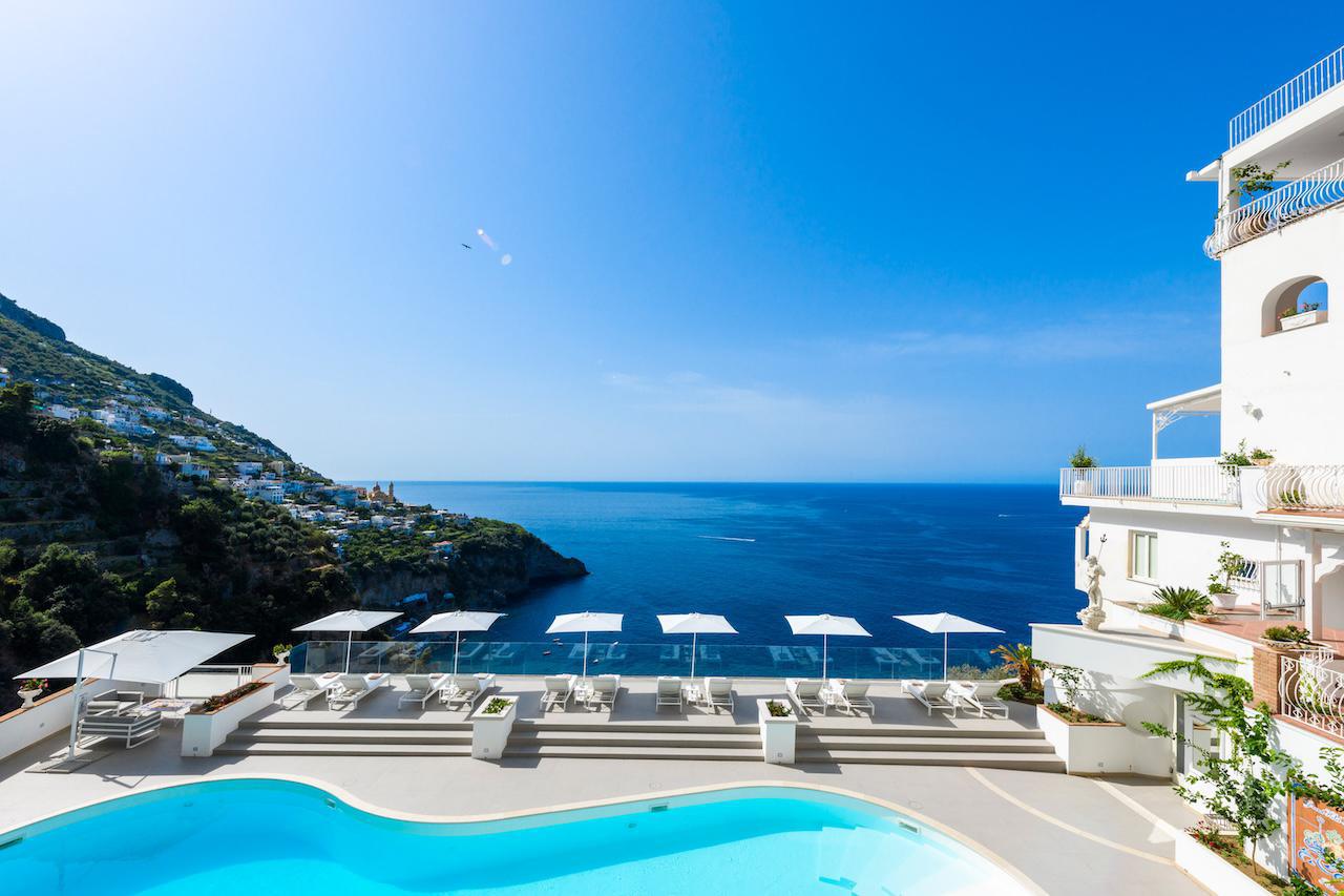 Aquamarina pool & relax