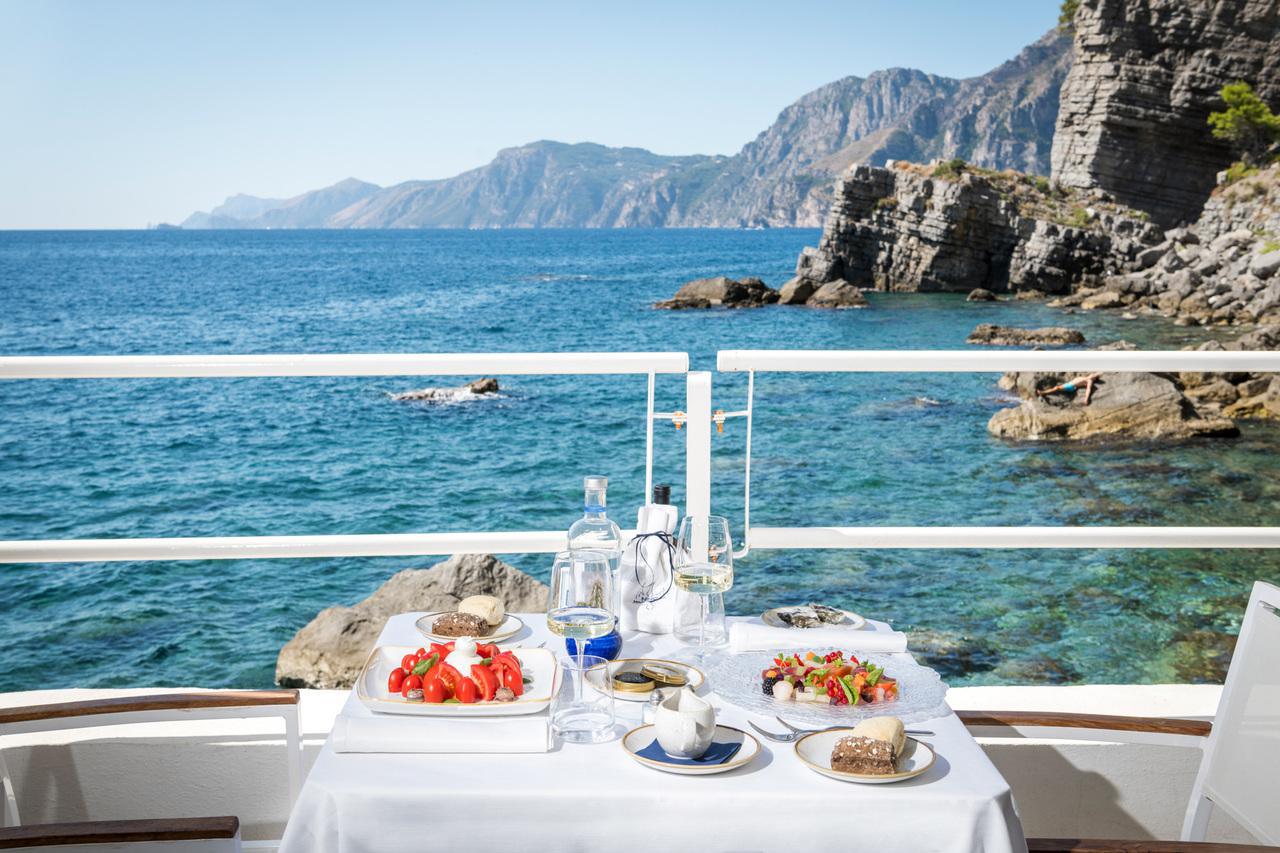 Ninó beach restaurant