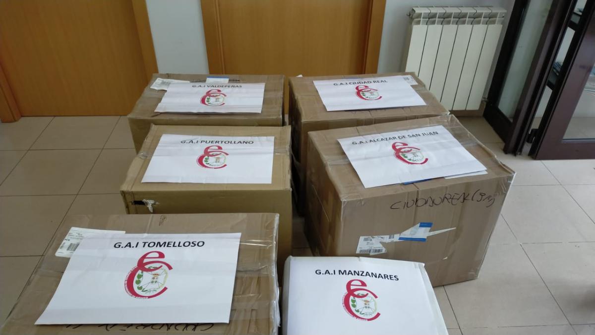 El Colegio de Enfermería de Ciudad Real reparte 240 equipos de alta protección a las seis gerencias de área de la provincia 