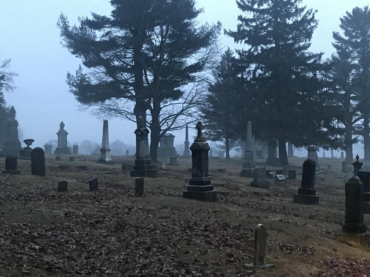 “No Graveyard Ghosts For Him” (March 27, 1909 Galena Daily Gazette) “No Graveyard Ghosts For Him” (March 27, 1909 Galena Daily Gazette)