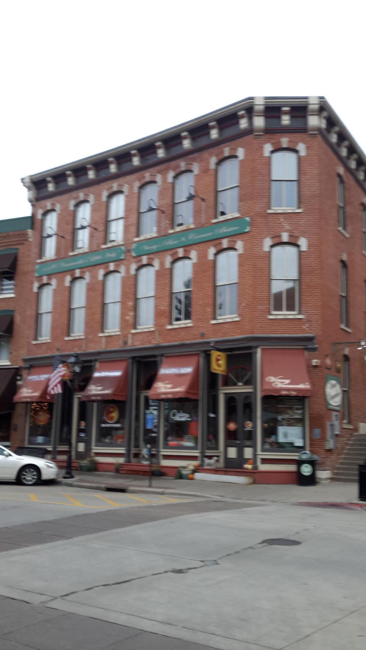 “Puck” “Puck”