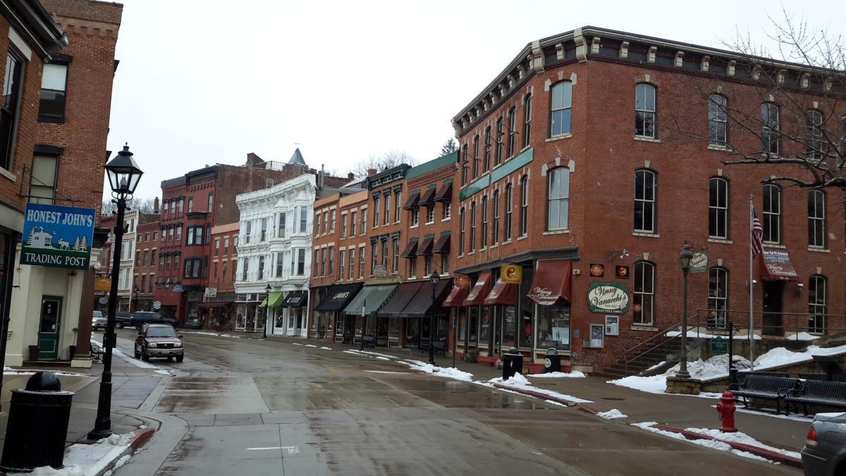 “Puck” “Puck”