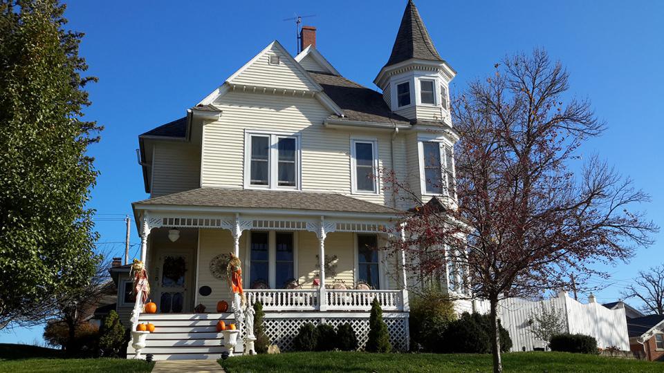 08. Queen Anne 08. Queen Anne