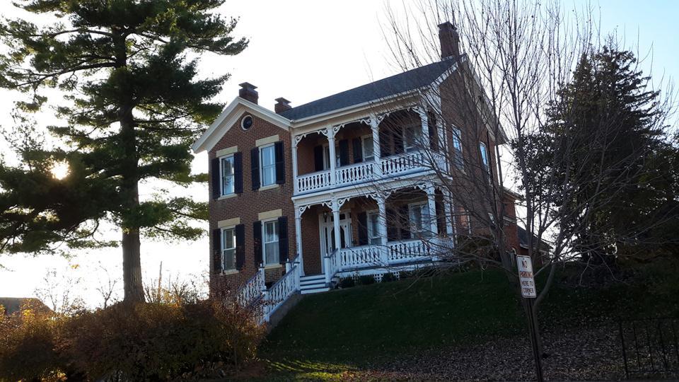 09. Galena Traditional Style 09. Galena Traditional Style