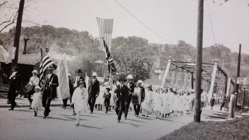 07. Grant - The Civilian 07. Grant - The Civilian