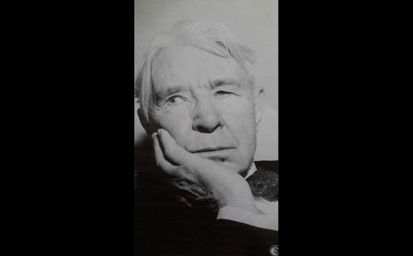 23. Carl Sandburg