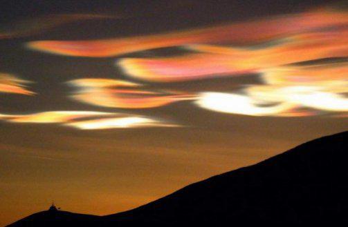 natural or chemical cloud?