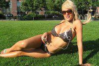 Mode: Vêtements de lait et bikini solaire