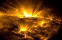 Espace: une violente éruption solaire