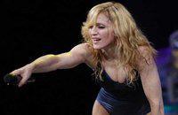 People: Madonna, Hilary Duff et Angelina Jolie