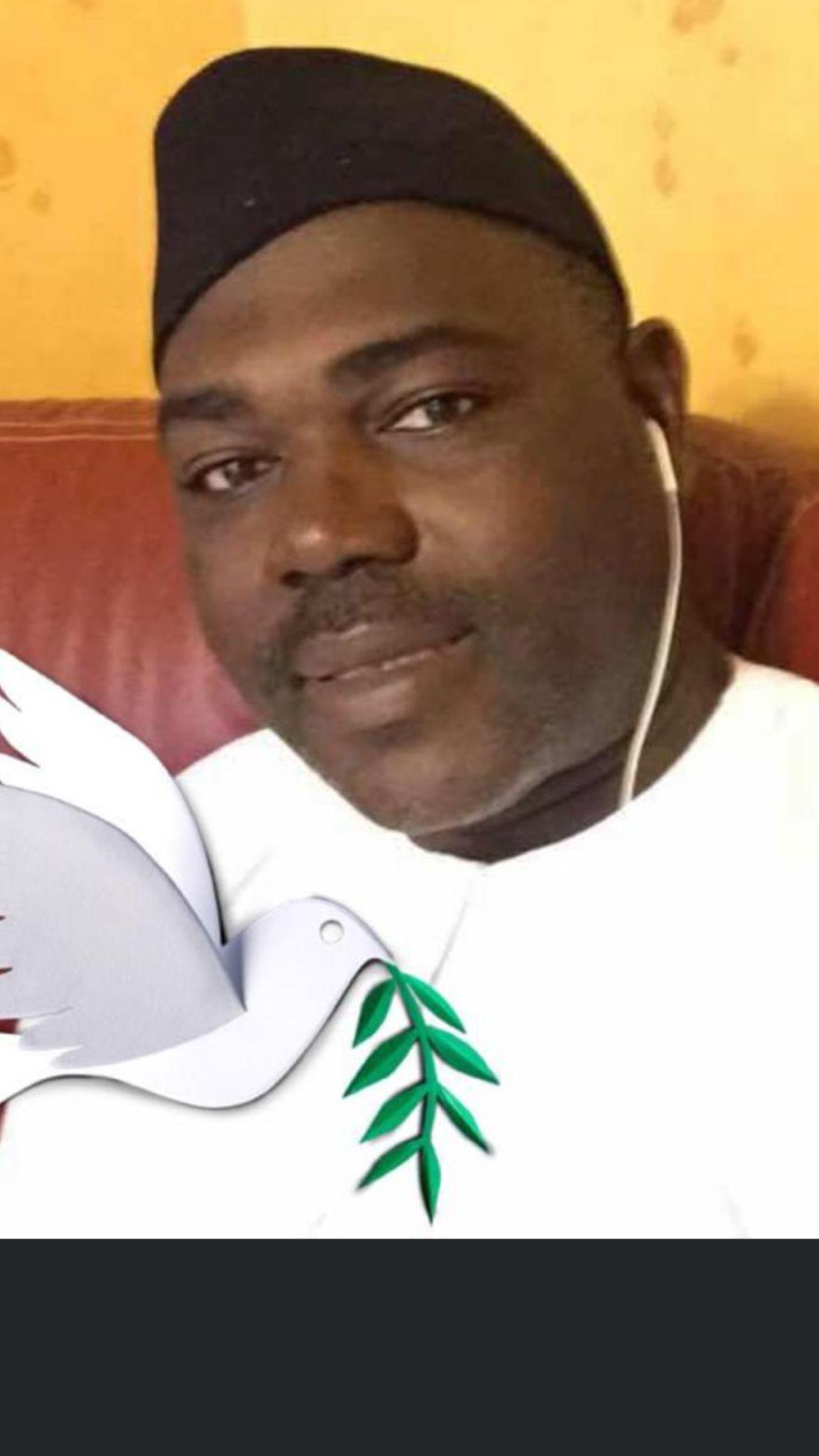 Monsieur BABA à Evreux, Vernon, dans l'Eure. Grand voyant médium marabout et sorcier, trouver l'amour, retour rapide de l'être aimé - WHATSAPP ou Tel : 06 71 44 50 34