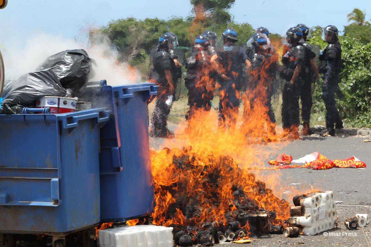 Violence à Mayotte : "On est au bord de La guerre civile ", alerte la députée Estelle Youssouffa