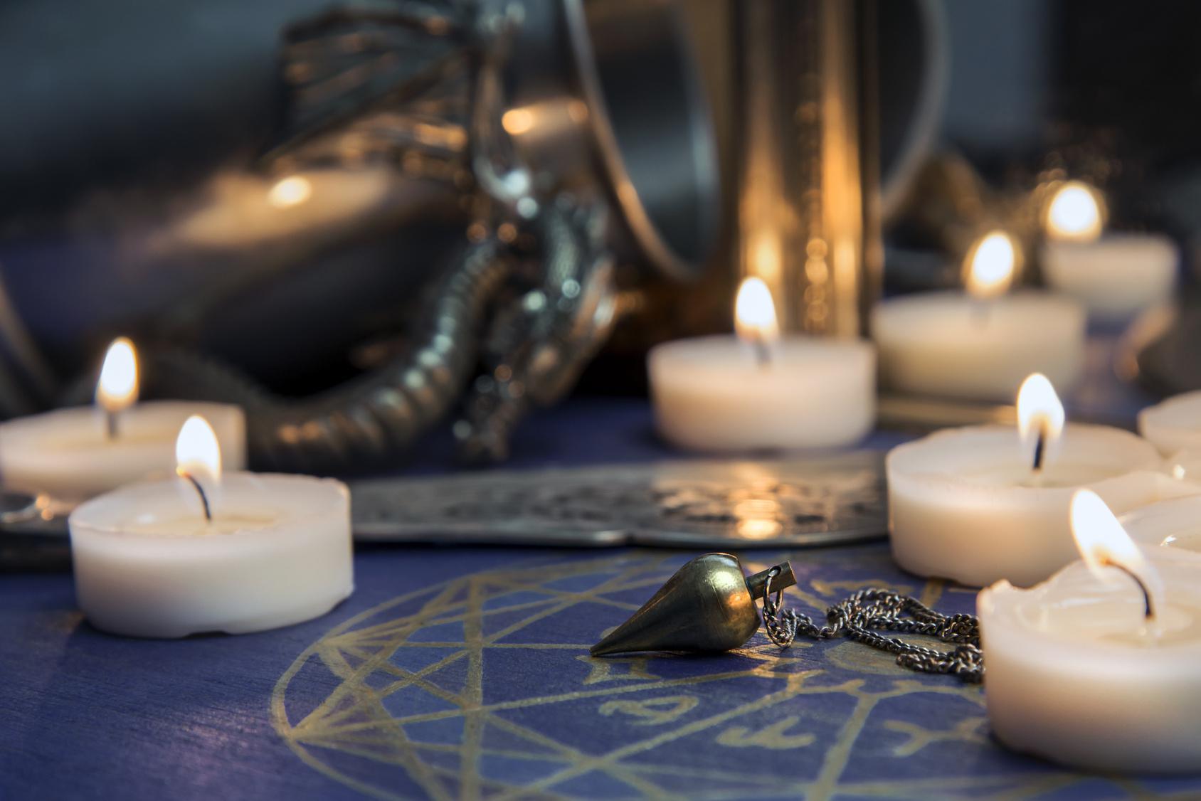 Professeur NAFA Marabout puissant, Voyant, Médium à Suresnes, Nanterre, en Ile-de-France , Whatsapp et Tel : 07 53 38 13 82 - Tel 07 53 73 79 78, trouver l'amour, problèmes d'amour et retour affectif