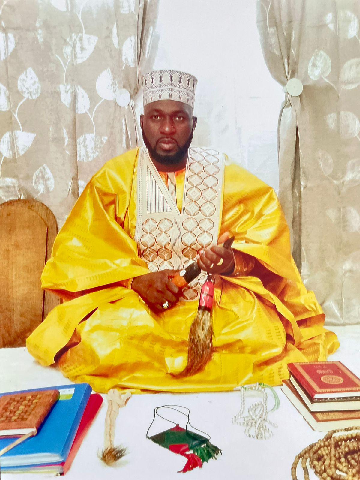 Maître MANDJAN : à l'Île de la Réunion, à, Entre-deux, Cilaos : Le Voyant Médium et Marabout Africain Sérieux qui Exauce Vos Désirs - Tel ou whatsapp : + 262 693 63 47 44