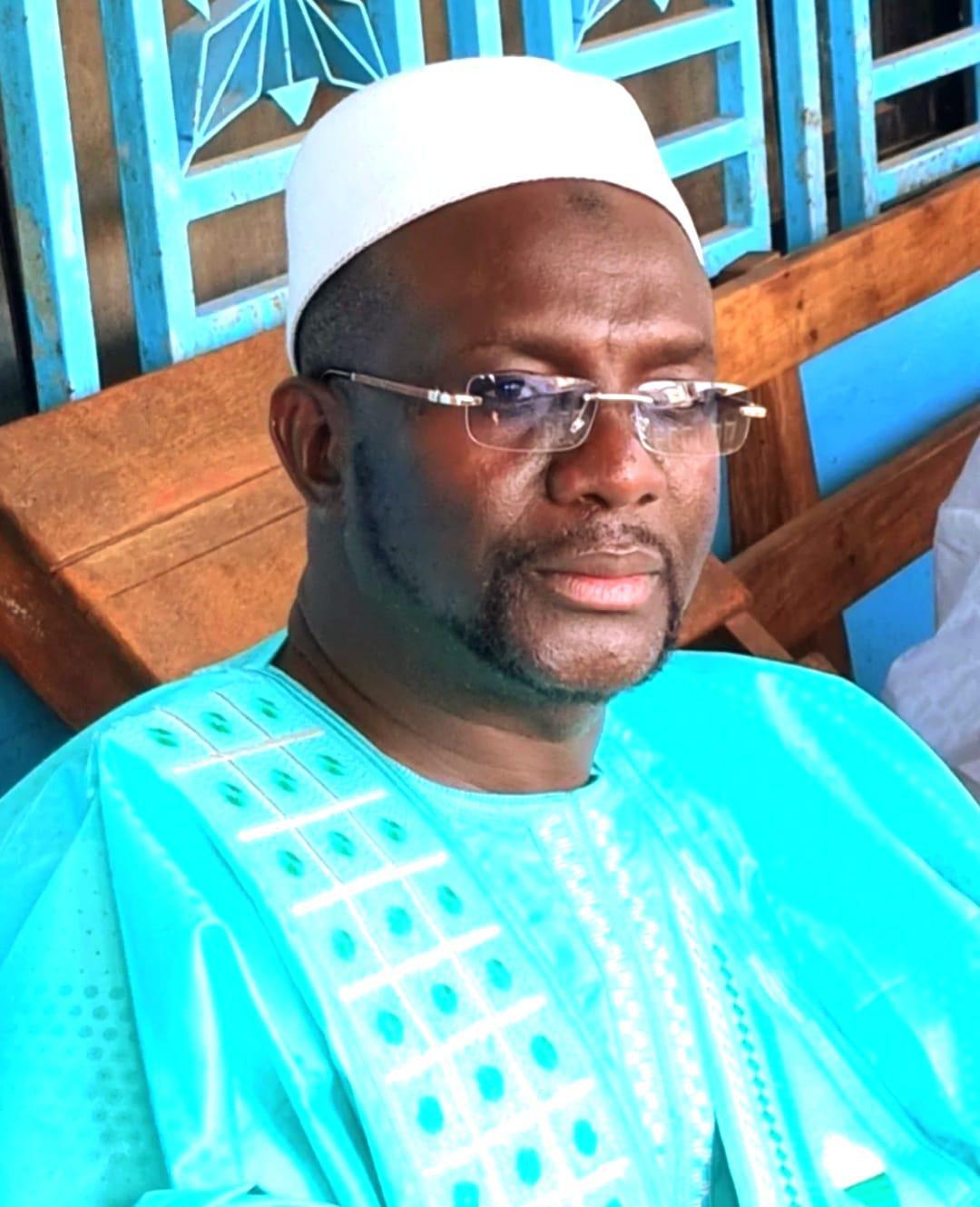 Professeur BAFODE à Angers, le-Mans, en Pays-de-la-Loire, Marabout retour affectif, grand voyant médium et guérisseur puissant vient en aide à toutes les personnes dans le besoin, sans discrimination. Tel : 06 38 52 11 66 ou 06 45 76 99 56 + WhatsA