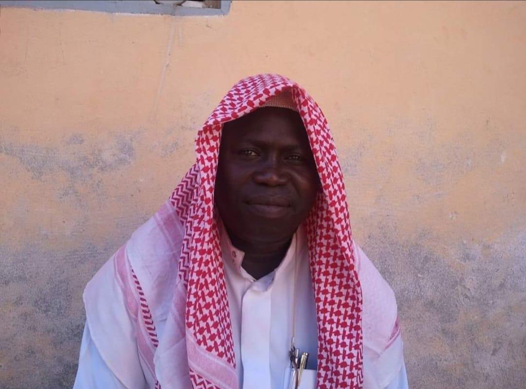 Grand Marabout voyant médium Professeur SYDAFA à ISSY-LES-MOULINEAUX, COURBEVOIE, EN ILE-DE-FRANCE - Tel : 06 41 35 08 25+ Whatsapp - Retour de l'être aimé, amour du couple
