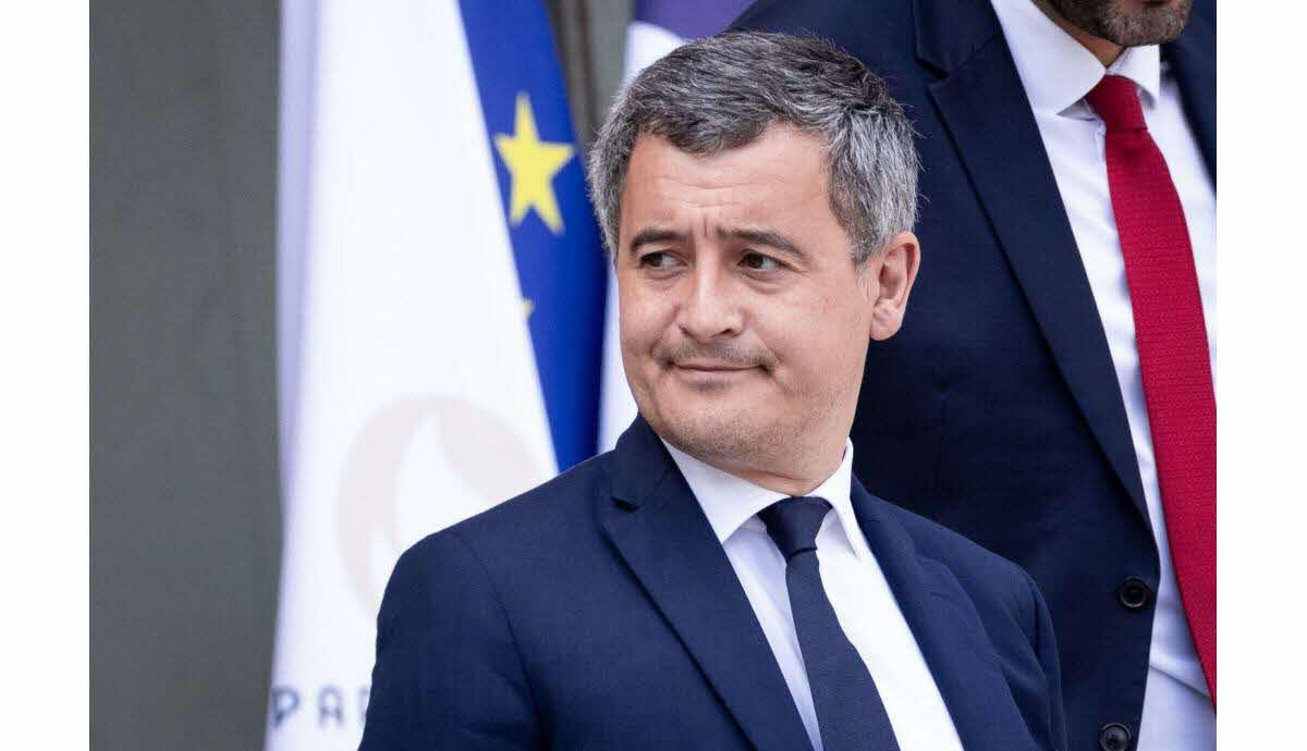Gérald Darmanin brusquement saisi lors d'un incident dans les studios de Guadeloupe 1ère