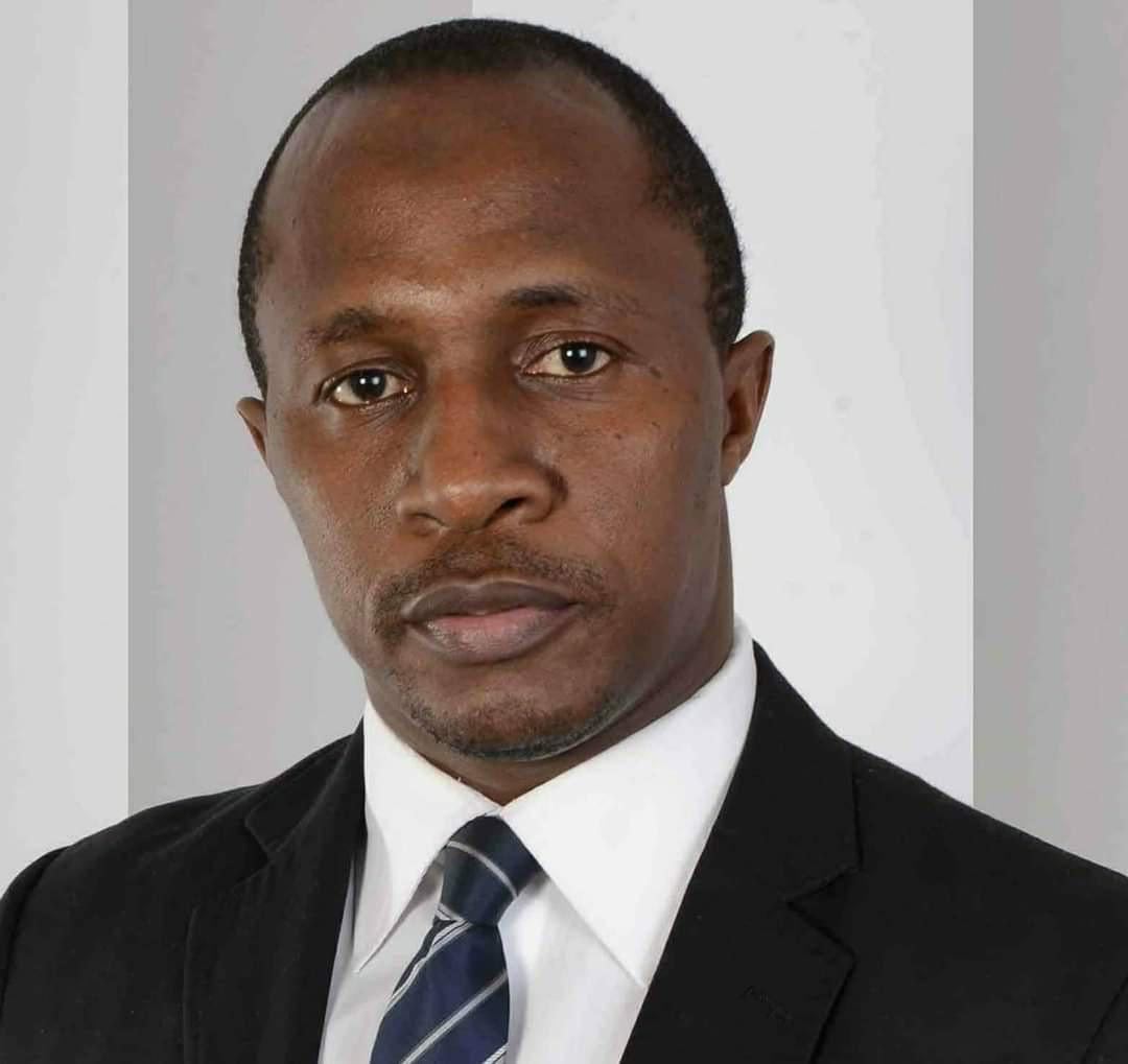 Voyance Professeur BERNARD Montmorillon, Angers, en NOUVELLE-AQUITAINE, Tel+Whatsapp : 07 44 21 32 78 , Meilleur Médium et Meilleur Marabout Africain Envouteur Reconnu, Spécialiste des rencontres amoureuses, du travail, chance et protection