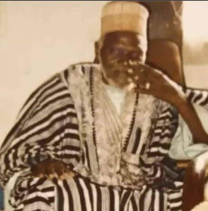 Monsieur TARA, véritable Medium, à Sèvremoine, Mauges-sur-Loire, dans le Maine-et-Loire, Grand Guérisseur, Magicien et Authentique Marabout Africain🌟 - Tel+WhatsApp : 07 59 39 64 88 📞